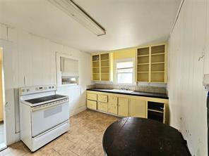 704 S 2nd Street - Photo 4