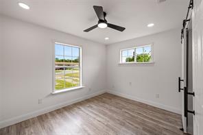 5225 Urbanview Street - Photo 13