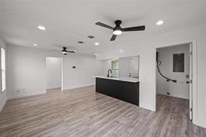 5225 Urbanview Street - Photo 4