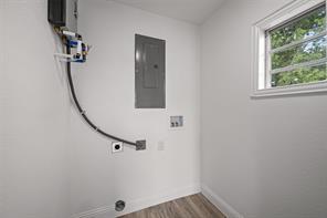 5225 Urbanview Street - Photo 6