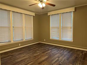 604 Harrel Avenue - Photo 17