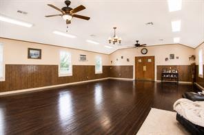 1112 Spruiell Street - Photo 3