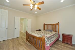 318 E 4th Street - Photo 14