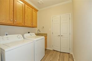 318 E 4th Street - Photo 19