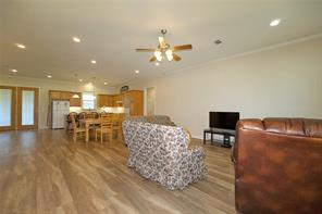 318 E 4th Street - Photo 6