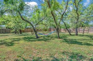 931 N Pecan Street - Photo 36