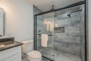710 Meadow Lake Drive - Photo 32
