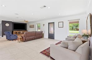 2815 Roosevelt Drive - Photo 5