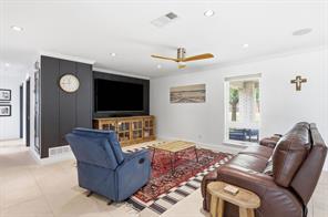 2815 Roosevelt Drive - Photo 7