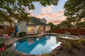 1660 Meadows Avenue - Photo 2