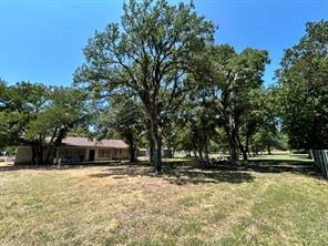 137 County Road 1759A - Photo 32