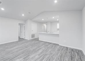 415 Poplar Court - Photo 2