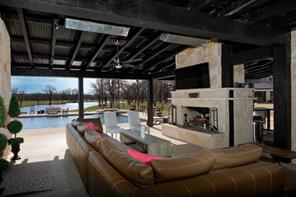 261 Hunter Court - Photo 16
