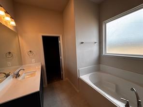 141 Pheasant Run Drive - Photo 10