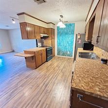 506 N Avenue X - Photo 2