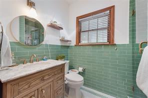 233 E High Street - Photo 16