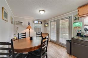 233 E High Street - Photo 27
