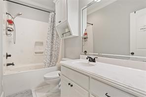 104 Claudette - Photo 24