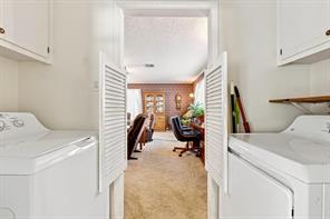 105 Virginia - Photo 7