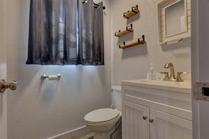 206 County Road 1767 - Photo 22