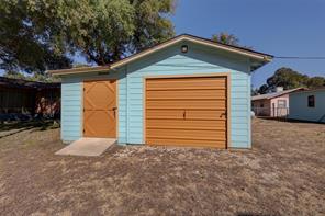 206 County Road 1767 - Photo 29
