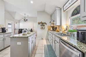 204 Sherwood Drive - Photo 13