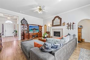 204 Sherwood Drive - Photo 5