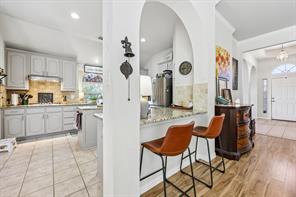 204 Sherwood Drive - Photo 9