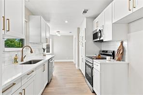 612 Simpson Terrace - Photo 10
