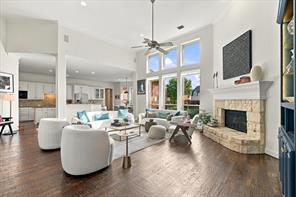 614 Castle Creek Drive - Photo 10