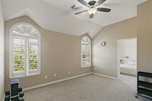 324 Ambrose Drive - Photo 14