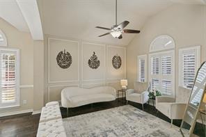 324 Ambrose Drive - Photo 7