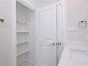 712 N Sycamore - Photo 22