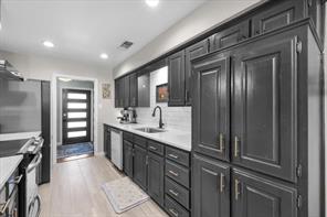 208 Pebblestone Drive - Photo 14