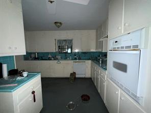 1016 Usher Street - Photo 3