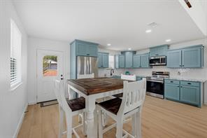 61 Lee Boulevard - Photo 12