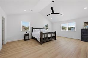 61 Lee Boulevard - Photo 13