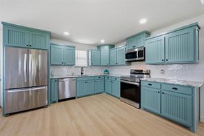 61 Lee Boulevard - Photo 9