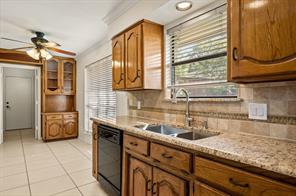 628 Shadowcrest Lane - Photo 8