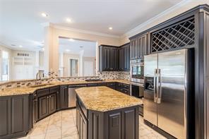 926 Laguna Drive - Photo 12