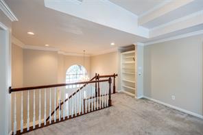 926 Laguna Drive - Photo 32