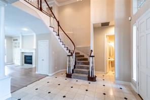926 Laguna Drive - Photo 6