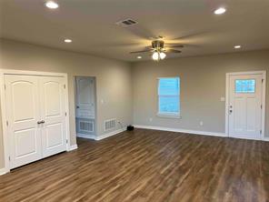 3840 Skylane Avenue - Photo 2