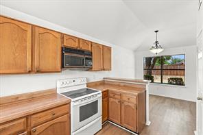 648 Coats Street - Photo 10