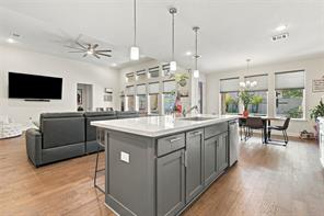2901 Woodhill Way - Photo 16