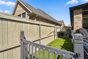 2901 Woodhill Way - Photo 36