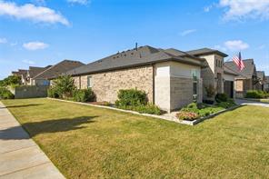2901 Woodhill Way - Photo 4