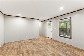 140 Southlake Drive - Photo 7
