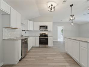 107 N Avenue P - Photo 12