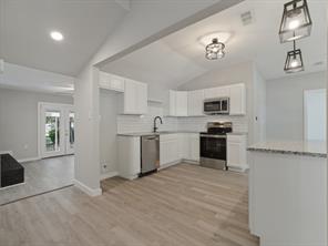 107 N Avenue P - Photo 13